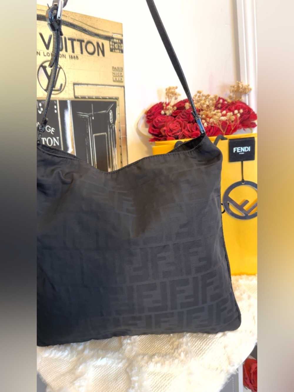 Fendi monogram Black Shoulder Tote Bag - Picture 4 of 11